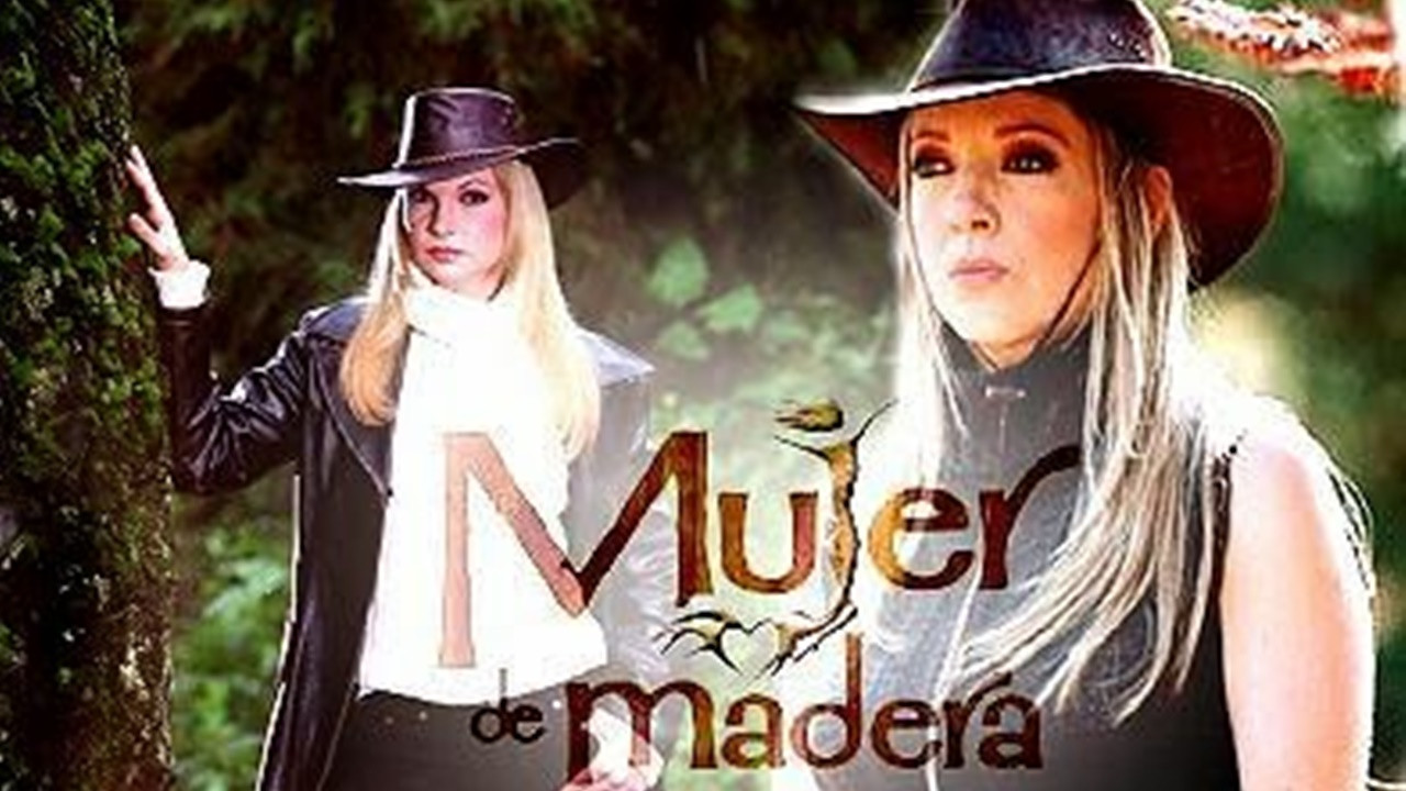 Mujer de madera